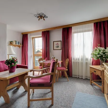 Parkhotel Living Apartment